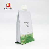 Custom 100 Ml Herbruikbare Roze Leuke Plastic Vruchtensap Verpakking Zijvouw Tuit Zakje Met Top Uitloop