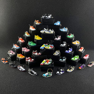 Gói thiết lập thu nhỏ PVC bán buôn thiết kế Ben Jerry Móc chìa khóa vòng chìa khóa với hộp mini Giày keyrings Sneaker Keychain 3D Dunk - Product Image 1