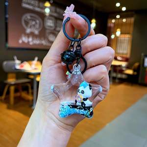 Lindo nuevo acrílico muñeca llave accesorios bolsa colgante coche llavero lleno de aceite televisores botella flotante bloqueo Panda líquido llavero - Product Image 5