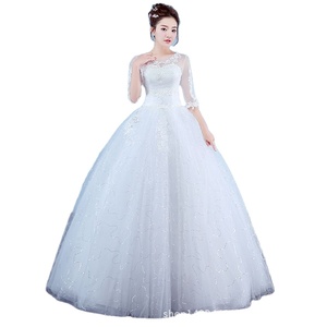 Abito da Sposa Bianco con Spalle Scoperte in Pizzo Personalizzato OEM - Product Image 1