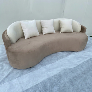 Sofá Moderno en Forma de U, Tapizado en Terciopelo, Tres Plazas, Respaldo Acolchado, Cómodo y Duradero, Relleno de Espuma, Mueble para Sala de Estar, Apartamento u Hotel - Product Image 1