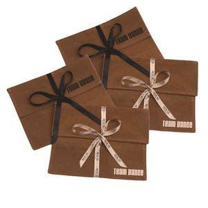 Sacs pliables en velours, pochettes à rabat pour cartes cadeaux en velours avec logo - Product Image 3