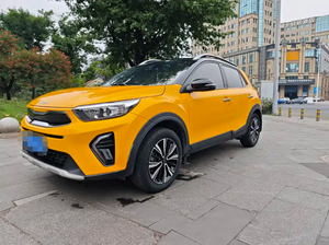 Offre Spéciale : <span class=keywords><strong>Kia</strong></span> <span class=keywords><strong>Stonic</strong></span> 1.4L CVT Édition Enjoy avec toit ouvrant, Année 2021, Immatriculée Sep <span class=keywords><strong>2022</strong></span>, 40 000 km, SUV compact urbain 5 portes 5 places - Product Image 2