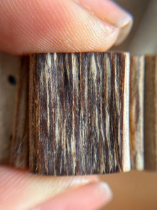Brazalete de Madera de Agar Natural de Lujo con Patrón Griego Chapado en Oro, Brazalete de Madera de Oud Premium para Hombre y Mujer - Product Image 2