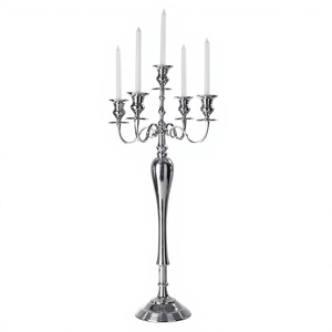Candelabro de 5 Brazos Plateado en Metal, el Más Vendido, para Decoración de Mesa de Boda y Hogar, Candelabro de Pie de Lujo Hecho a Mano - Product Image 1
