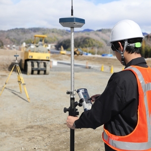 เครื่องรับสัญญาณ GXR3 RTK ความแม่นยำสูงระดับมืออาชีพ และตัวควบคุม SHC-6400 สำหรับงานวิศวกรรมและการเกษตร - Product Image 3