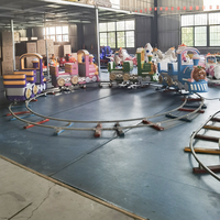 Ensemble de jouets d'intérieur pour enfants 8 sièges pour adultes en plein air avec piste pour enfants électriques