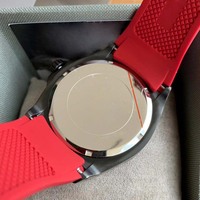 Montre-bracelet élégante pour homme, cadran noir, décor texture carbone, lunette rouge, bracelet en silicone, chronographe, montre de sport