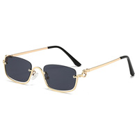 Gafas de Sol de Diseño de Lujo 2026 para Mujer, Montura Rectangular Pequeña, Gafas de Sol Cuadradas de Metal de Alta Calidad, Nuevas Gafas de Sol Negras Sexys