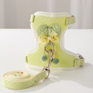 調整可能なファッショナブルな犬猫ベストハーネスかわいい蝶布ペットチェストストラップと屋外冒険のためのボタン留め - Product Image 5