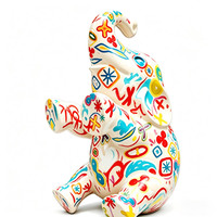 Sculpture d'éléphant moderne de grande taille, peinte dans le style pop art, artisanat artistique pour la décoration de la maison