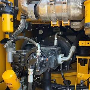 Chargeuse-pelleteuse sur chenilles d'<span class=keywords><strong>occasion</strong></span> JCB220XLC à bas prix et faible nombre d'heures de travail, en stock à vendre - Product Image 5