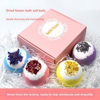 Bombes de bain aux huiles essentielles artisanales, lot de 4, 100 g, hydratantes de qualité supérieure, avec fleurs séchées, aromathérapie, coffret cadeau pour le spa