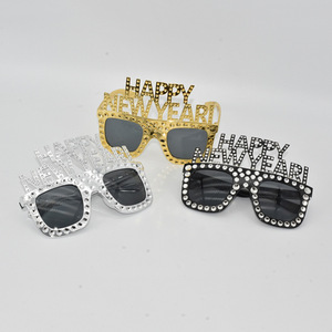 All'ingrosso placcato oro felice capodanno 3D occhiali divertenti in plastica decorazione del partito per natale e capodanno - Product Image 4