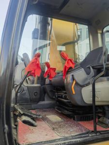 รถขุดตีนตะขาบ330D ระบบไฮดรอลิก330D2L 330D2 30ตันมือสอง - Product Image 6