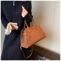 2025 nouveaux sacs à bandoulière à la mode femmes sac fourre-tout en daim Vintage poignée supérieure mode rétro épaule cartable calme luxe sac fourre-tout