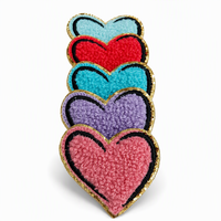 Patchs en chenille personnalisés en forme de cœur, thermocollants, brodés, avec bordure dorée à paillettes, pour veste universitaire
