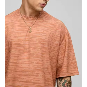 T-shirt à manches courtes orange de qualité supérieure pour hommes, coupe ample avec texture subtile, vente en gros de streetwear en vrac et OEM - Product Image 5