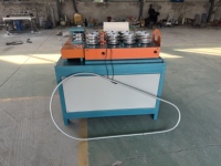 Machine à cintrer les tubes CNC polyvalente à 9 roues, rouleau automatique pour tubes carrés et ronds
