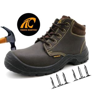 <span class=keywords><strong>Zapatos</strong></span> de seguridad industrial para hombre Protección Laboral forro de cuero placa media de acero con punta de acero antideslizante aceite marrón oscuro a Chile - Product Image 1