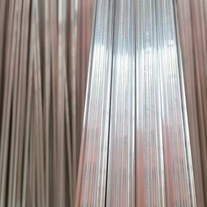 Barra espaciadora moderna de aluminio y vidrio con instalación por tornillos para vidrio aislante IGU, doble acristalamiento y puertas 8.5A 0.18 - Product Image 5