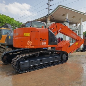 รถขุดตีนตะขาบฮิตาชิ ZX135US มือสอง ลดราคาพิเศษ น้ำหนัก 13.5 ตัน นำเข้าจากญี่ปุ่นแท้ พร้อมเครื่องยนต์อีซูซุ 4JJ1 - Product Image 1