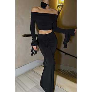 Ensembles de costumes noirs pour femmes avec détails en rose - Product Image 2