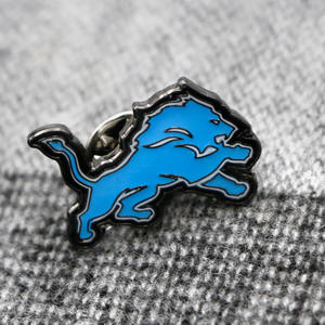NFL Super Bowl Rugby Badge Accessoires Metalen Reversspeldjes Tascharms UV-Geschilderd Verzilverd Mode Kruis Afstuderen Jubileum - Product Image 5