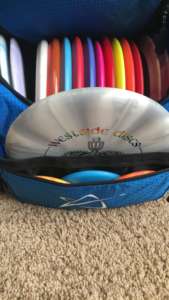 Échantillon gratuit Nouveau style Sac à dos de sport léger personnalisé Sac à dos de disc-golf Sac à dos de golf avec plus de 25 disques avec sac isotherme amovible - Product Image 5