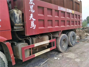 Camion benne HOWO 336 à quatre essieux, poids lourd, avec moteur Weichai, faible nombre d'heures de fonctionnement, Euro 5, année 2024, 8x4 - Product Image 5