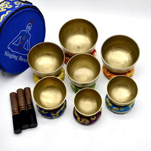 Cuencos de bronce afinados a las frecuencias de los 7 chakras para terapias vibratorias curativas disponibles al por mayor a precio directo de fábrica. - Product Image 1