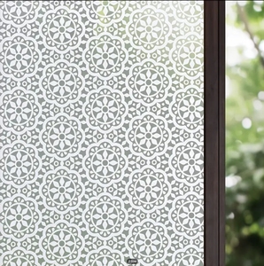 Film adhésif statique translucide FANNA WHT en PVC, motif fleurs blanches givrées, épaisseur 2 mil, pour fenêtre, intimité et décoration intérieure - Vente en gros - Product Image 4