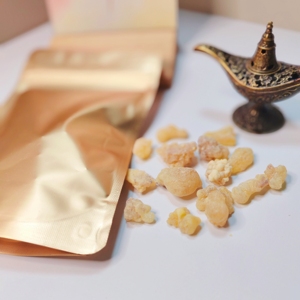 Encens liturgique catholique de qualité supérieure |   Encens en résine 100% naturelle pour la messe à l'église, la prière et les cérémonies <span class=keywords><strong>sacr</strong></span>ées |   30g - Product Image 2