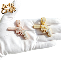 Pendentif revolver hip-hop, en or massif et cuivre plaqué avec zircon 5A, collier pendentif unisexe et unique.