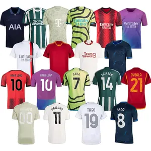 Tayland kalite orijinal futbol formaları renk online toptan satın markasız kırmızı beyaz futbol forması üniforma kiti 23/24