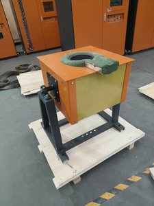 Petit four de fusion à induction |   Fourneau de fusion par induction pour cuivre et aluminium de 30 kg, 50 kg et 100 kg - Product Image 3