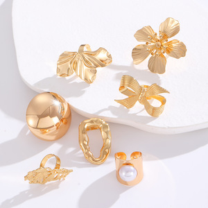 Thời Trang Vòng Mở Bow Knot <span class=keywords><strong>Handmade</strong></span> Mạ Vàng Xếp Chồng Lên Nhau Bộ Vòng Phụ Nữ Có Thể Điều Chỉnh Không Thường Xuyên Nhẫn <span class=keywords><strong>Set</strong></span> Đồ Trang Sức Bán Buôn - Product Image 6