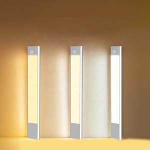 Kệ Quầy Bar LED Mới Nhất 2022 Đèn Tủ Trưng Bày Ánh Sáng Gắn Dưới Tủ Đèn LED Cho Nhà Bếp Với Bột Rời 1500Mah - Product Image 4