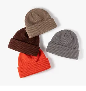Bonnet en tricot vierge brodé d'hiver personnalisé de haute qualité pour hommes, bonnet en tricot acrylique avec logo personnalisé