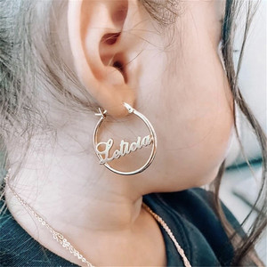 Mini Orecchini a Cerchio in Acciaio Inossidabile per Bambini con Nome Personalizzato, Orecchini Personalizzati per Bambine, Gioielli in Oro per Bambine - Product Image 2