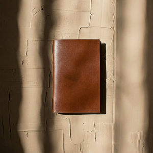 Porte-menu élégant en cuir véritable, panneau unique, vente en gros, couverture de menu pour restaurant, liste des vins d'hôtel ALM-0065 - Product Image 1