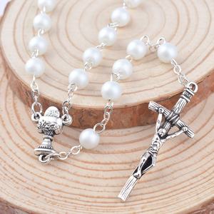 Perle di vetro 6mm colore tappetino prima comunione battesimo <span class=keywords><strong>rosario</strong></span> coppa santa centrotavola croce cattolica <span class=keywords><strong>collana</strong></span> con scatola - Product Image 5