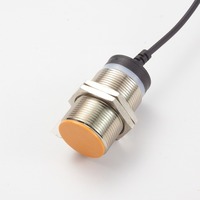 Sensor Proximitas Induktif Jingjiang Flush dan Non Flush 1mm hingga 16mm 10-30V DC IP67 Saklar Proximitas untuk Otomasi M8 M12 M18