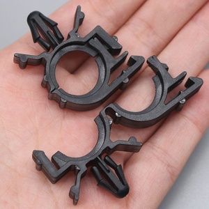 L74 autocarro universale usato cablaggio cablaggio clip di fissaggio 8911472 - Product Image 1