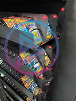 Distributeur automatique de cartes TCG intelligent à écran tactile vertical 43'' avec 24 emplacements, SDK de vente de cartes à collectionner, 264-408 pièces, Wi-Fi