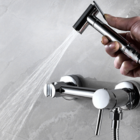 Robinet de bidet mural moderne en laiton avec pulvérisateur portable chaud/froid, jet vertical, installation facile pour salle de bain