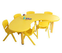Ensemble Table et Chaises pour Enfants en Forme d'Arc, Réglable en Hauteur, Mobilier Modulaire pour Maternelle, Idéal pour l'Apprentissage Collaboratif (Vente en Gros)