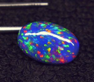 Piedra Preciosa Suelta de Ópalo Multifuego Natural de Alta Calidad Z. R. GEMS & JEWELLERY de 5.3 CT, Cabujón de 16.9*11.2*5.7 mm para la Fabricación de Joyas - Product Image 5