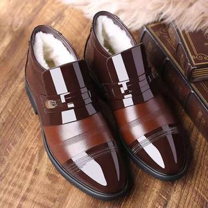 Chaussures décontractées pour hommes en cuir verni, style business, doublure en polaire chaude, style One Kick, bottes d'hiver noires - Product Image 3