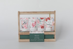 Ensemble de salle de bain et de douche rose personnalisé pour femmes pour le soin du corps, comme cadeau pour la Saint-Valentin, gel douche luxueux, <span class=keywords><strong>shampoing</strong></span>, spa corporel - Product Image 2